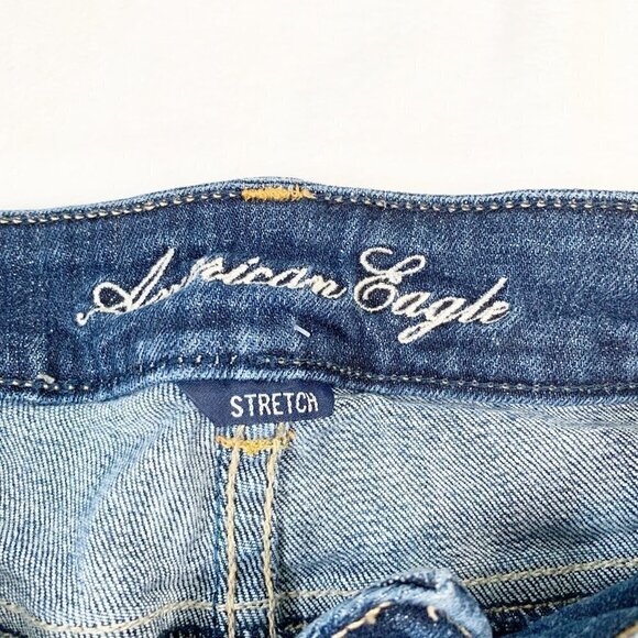 American Eagle stretch cutoff denim jean shorts - Size 6 - Picture 4 of 12